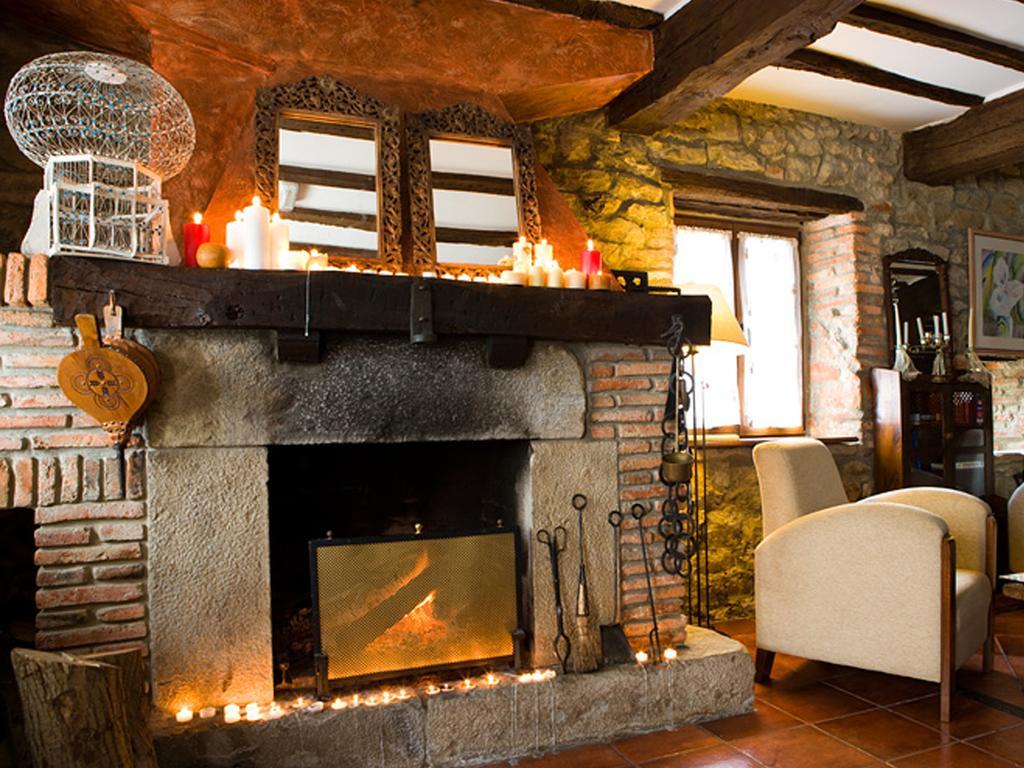 Posada Santa Ana Suances Bagian luar foto